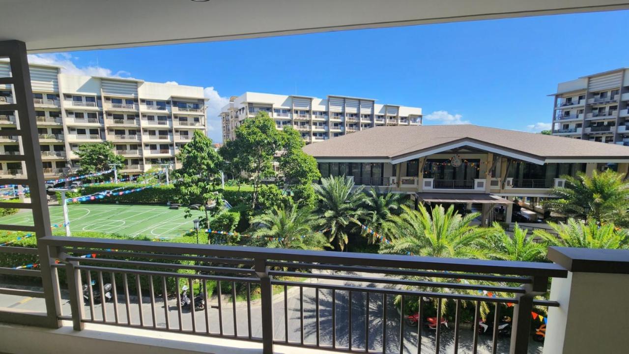 Asteria Residences 3 Bedroom And 2 Baths Manila Exterior photo